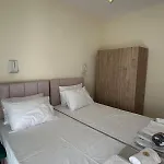 Eden Nest Kallithea (Chalkidiki)
