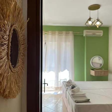 Eden Nest * Kallithea (Chalkidiki)